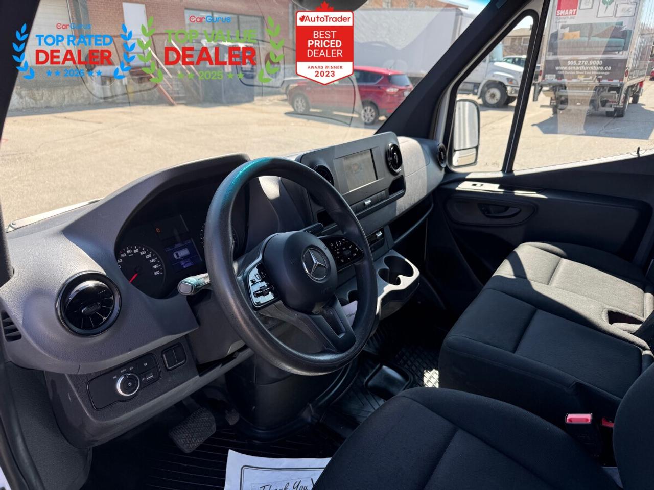 2021 Mercedes-Benz Sprinter 2500 144 SHORT ROOF  | 3 SEATER | APPLE CARPLAY Photo4