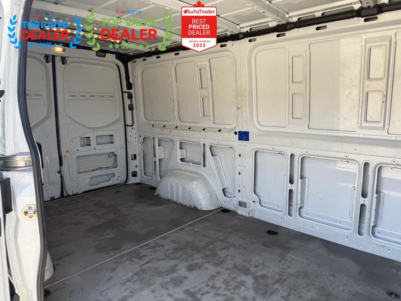 2021 Mercedes-Benz Sprinter 2500 144 SHORT ROOF  | 3 SEATER | APPLE CARPLAY Photo