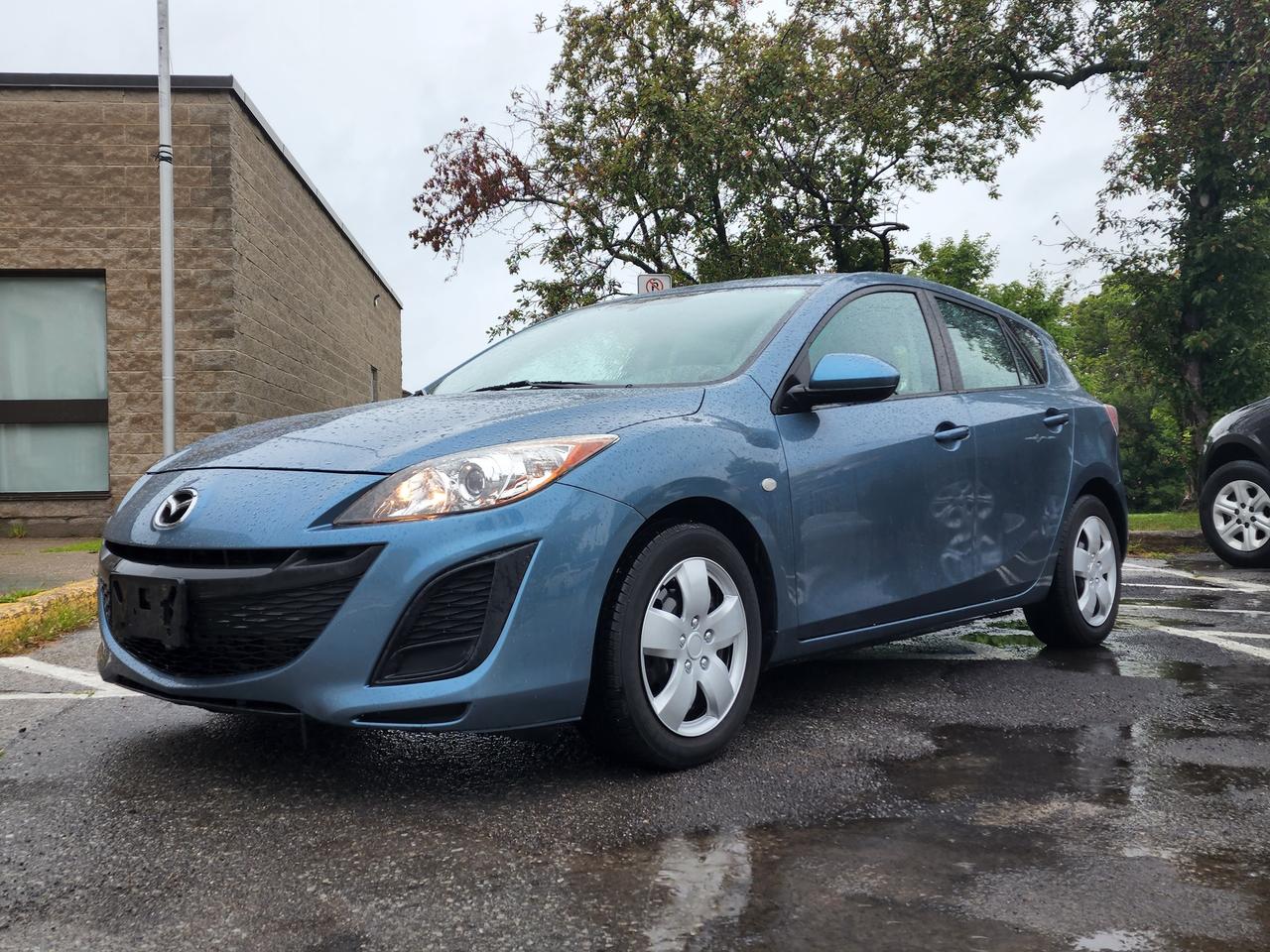 2010 Mazda MAZDA3  - Photo #1
