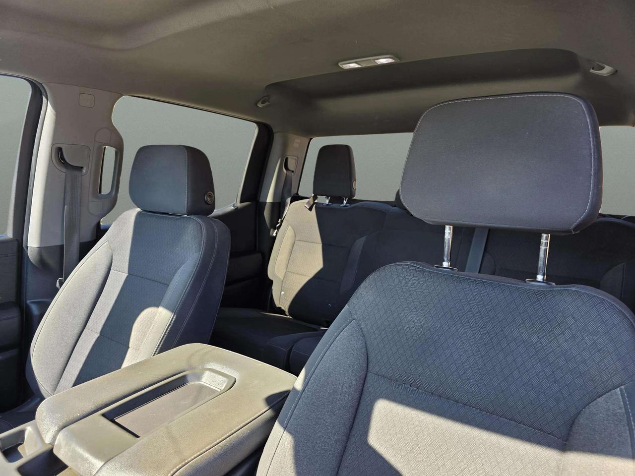 2021 Chevrolet Silverado 1500 4WD Crew Cab 147" LT Photo