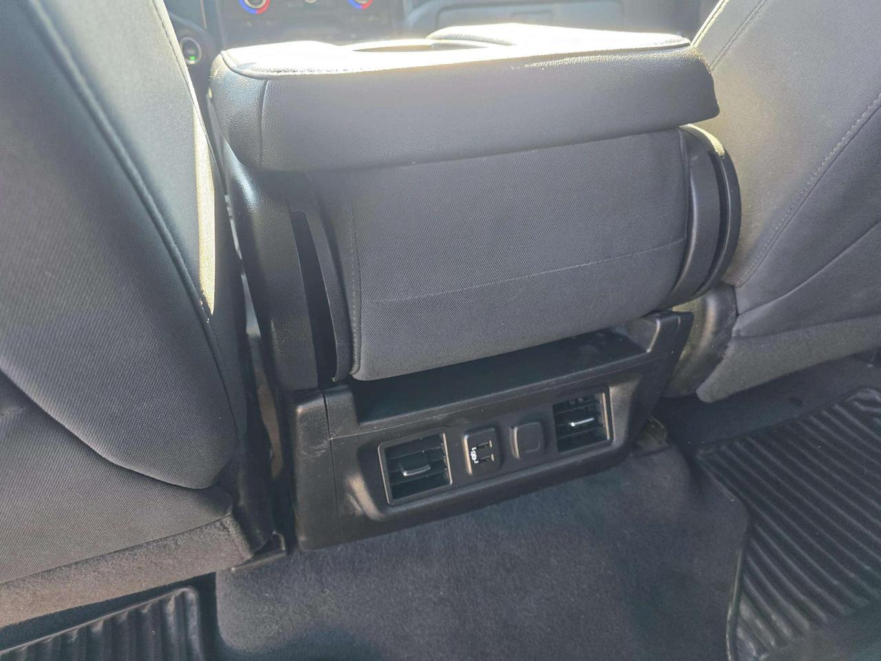 2021 Chevrolet Silverado 1500 4WD Crew Cab 147" LT Photo