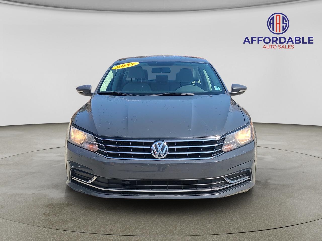 2017 Volkswagen Passat Trendline+ - Photo #8