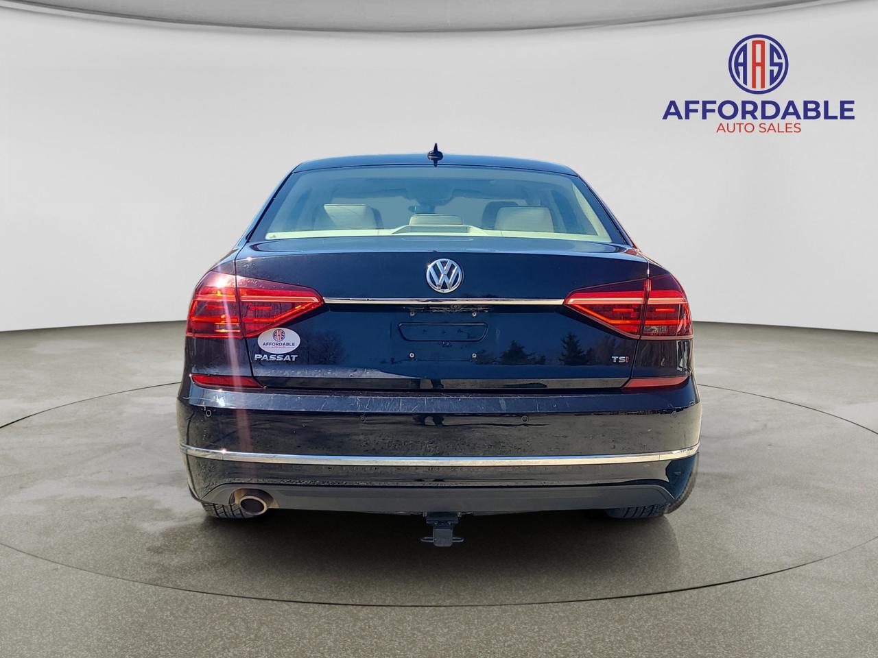 2017 Volkswagen Passat COMFORTLINE Photo