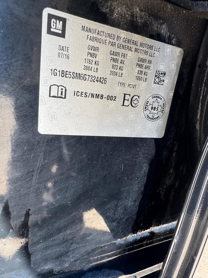 2016 Chevrolet Cruze LT, NO ACCIDENTS, DEALER SERVICED, 2 SETS WHEELS Photo