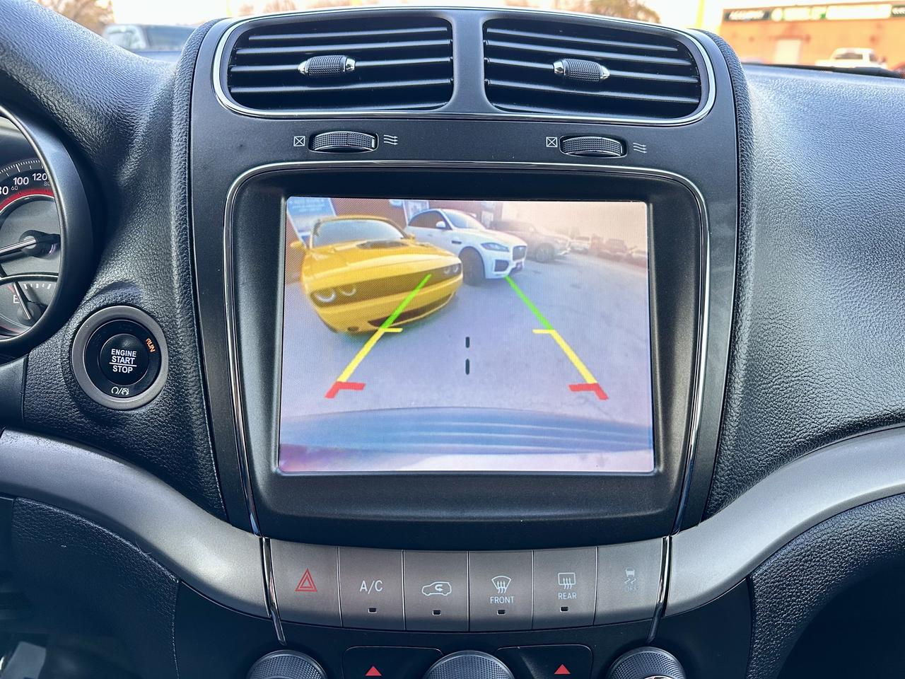 2019 Dodge Journey Crossroad Photo