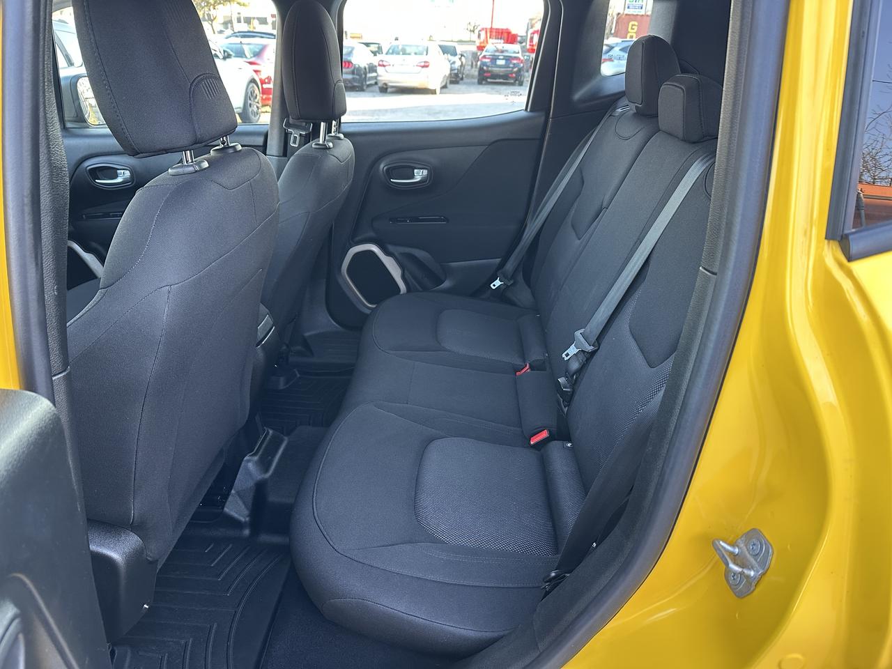 2015 Jeep Renegade Sport Photo