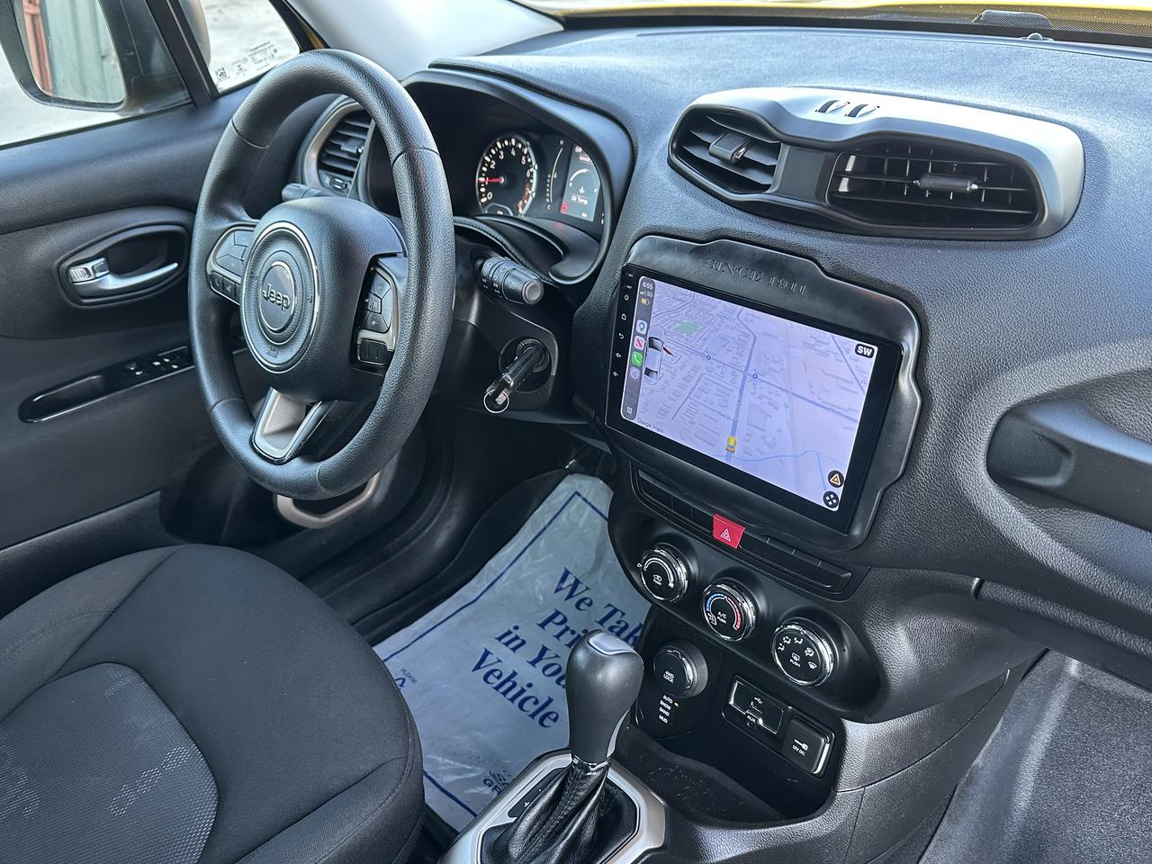 2015 Jeep Renegade Sport Photo
