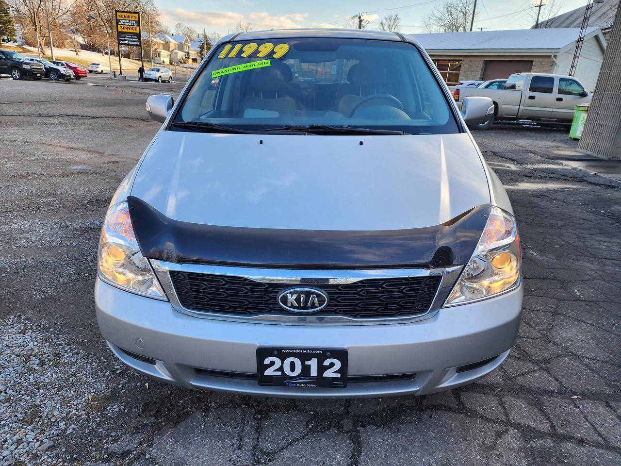 2012 Kia Sedona  - Photo #1