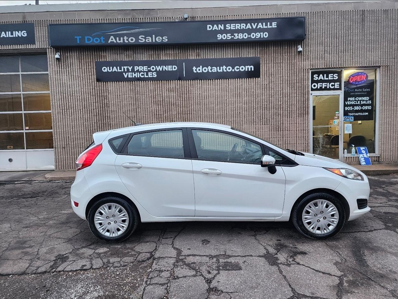 2014 Ford Fiesta  Photo