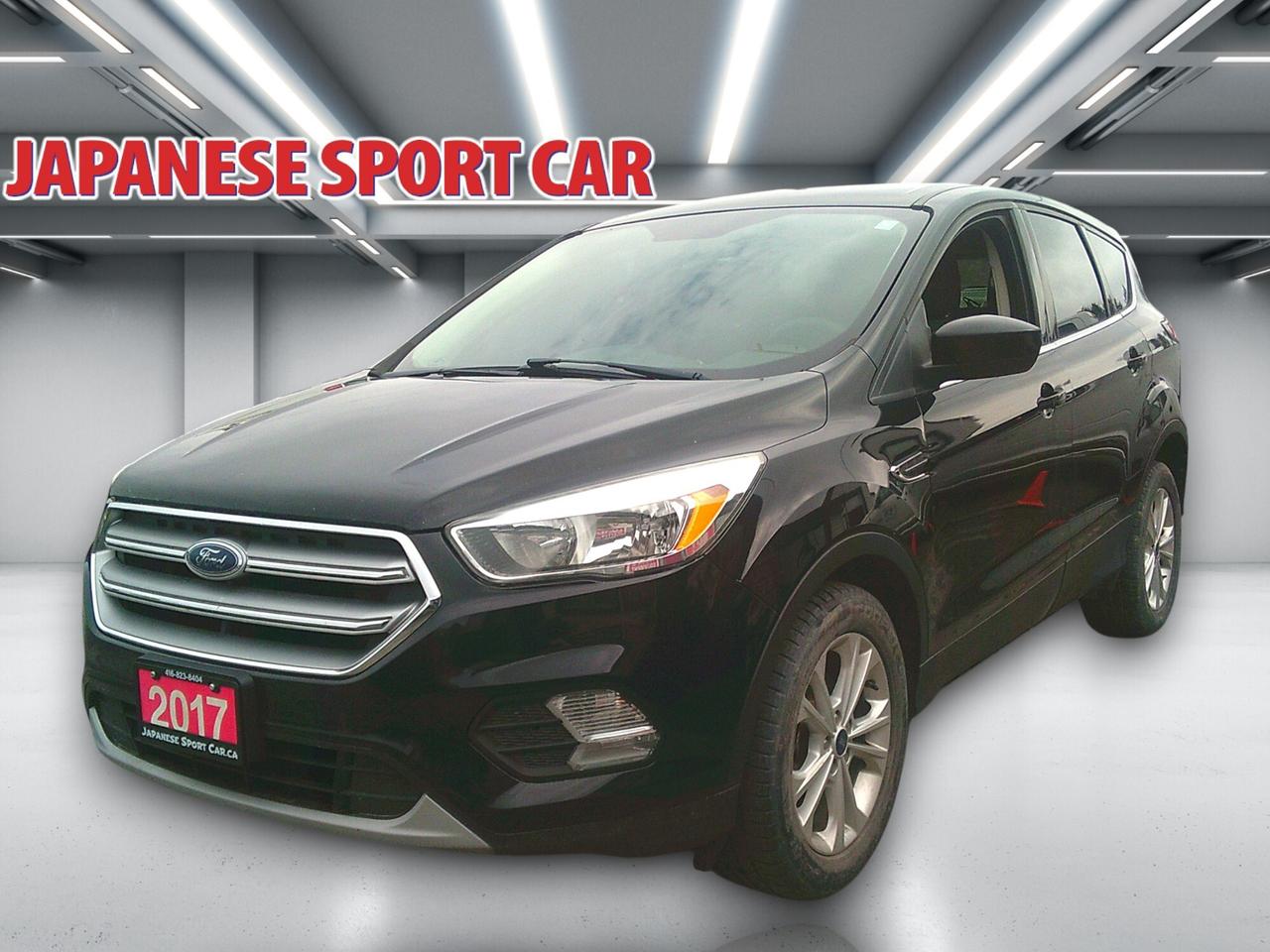 2017 Ford Escape FWD 4dr SE - Photo #1