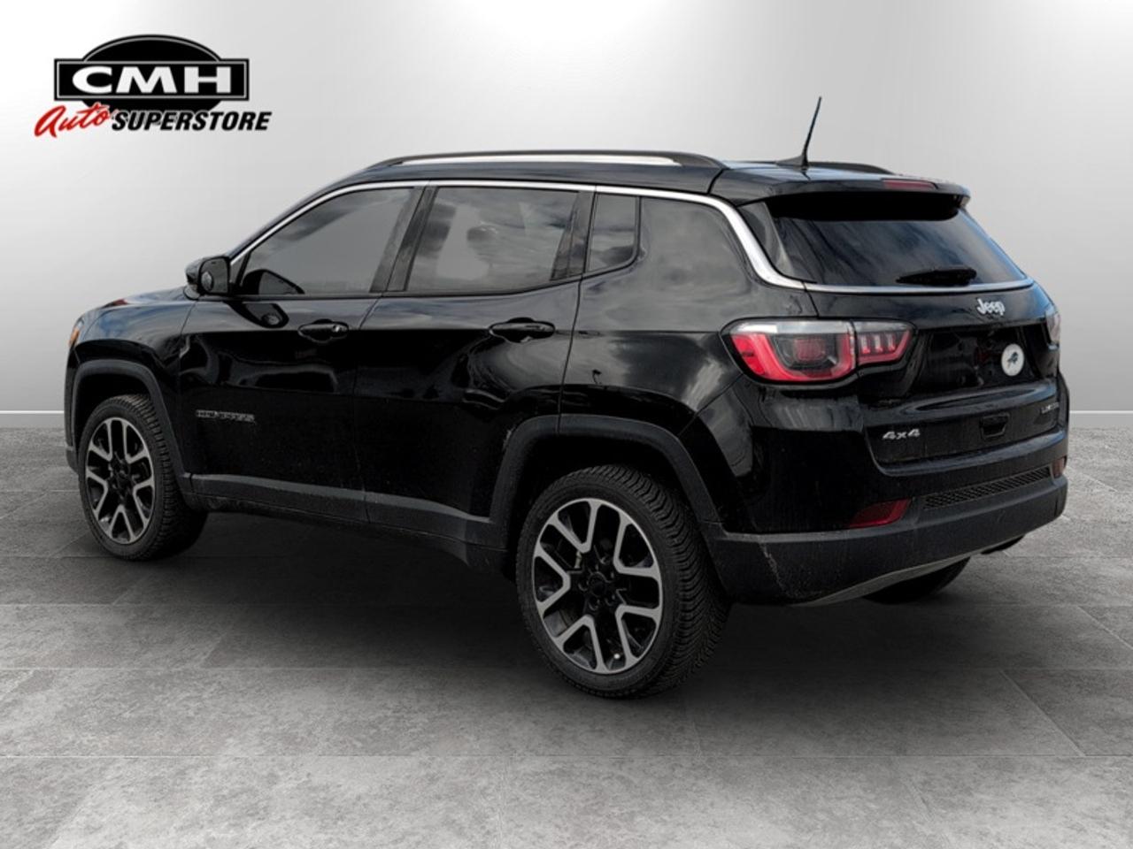 2017 Jeep Compass Limited  **CLEAN CARFAX - PANO ROOF** Photo1