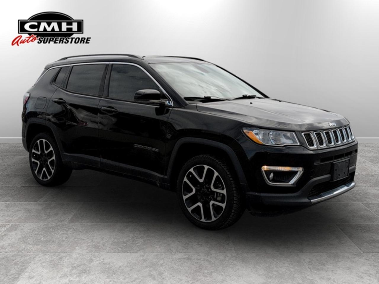 2017 Jeep Compass Limited  **CLEAN CARFAX - PANO ROOF** Photo4