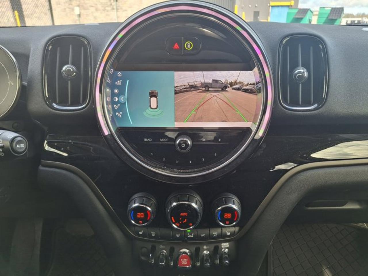 2024 MINI Cooper Countryman Cooper S Countryman ALL4 | Leather | Pano Sunroof | Nav | Heated Wheel + Seats | CarPlay | and More! Photo