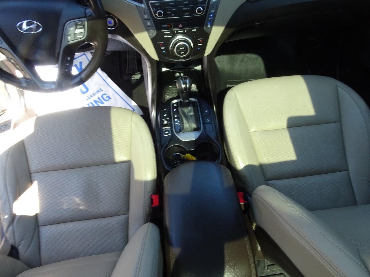 2019 Hyundai Santa Fe XL Luxury Photo