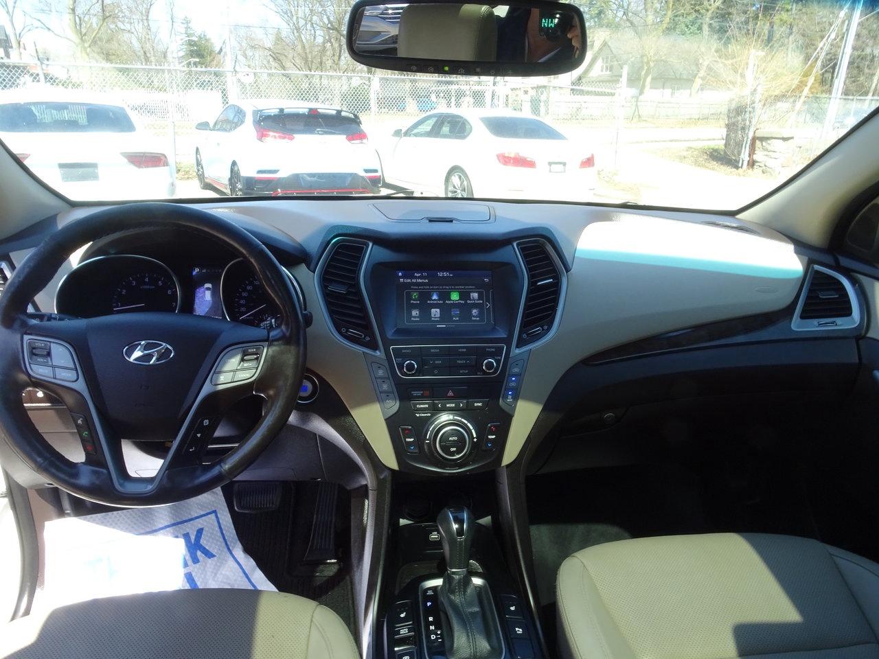 2019 Hyundai Santa Fe XL Luxury Photo