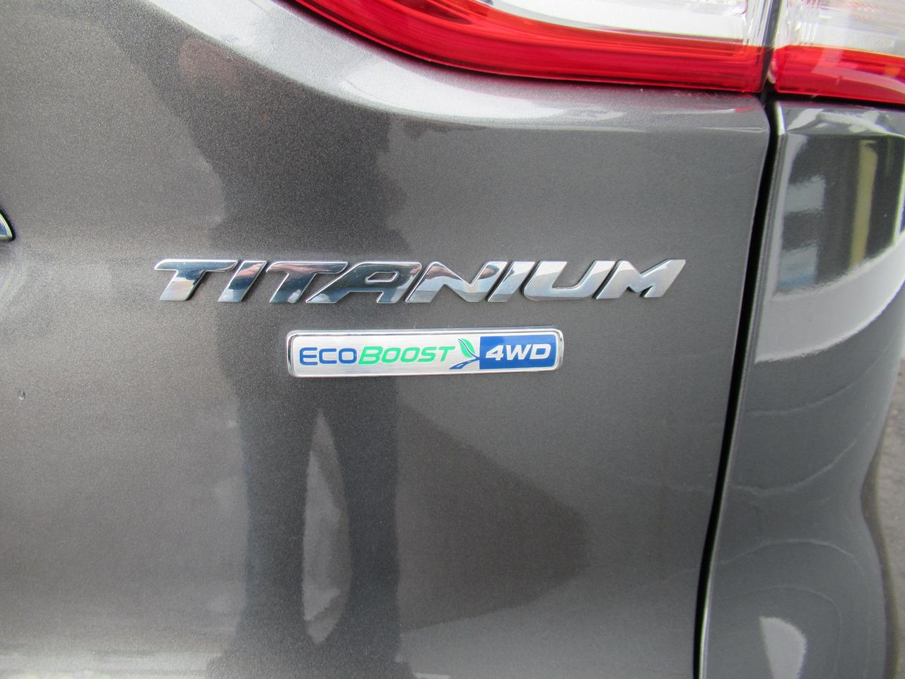 2015 Ford Escape Titanium Photo