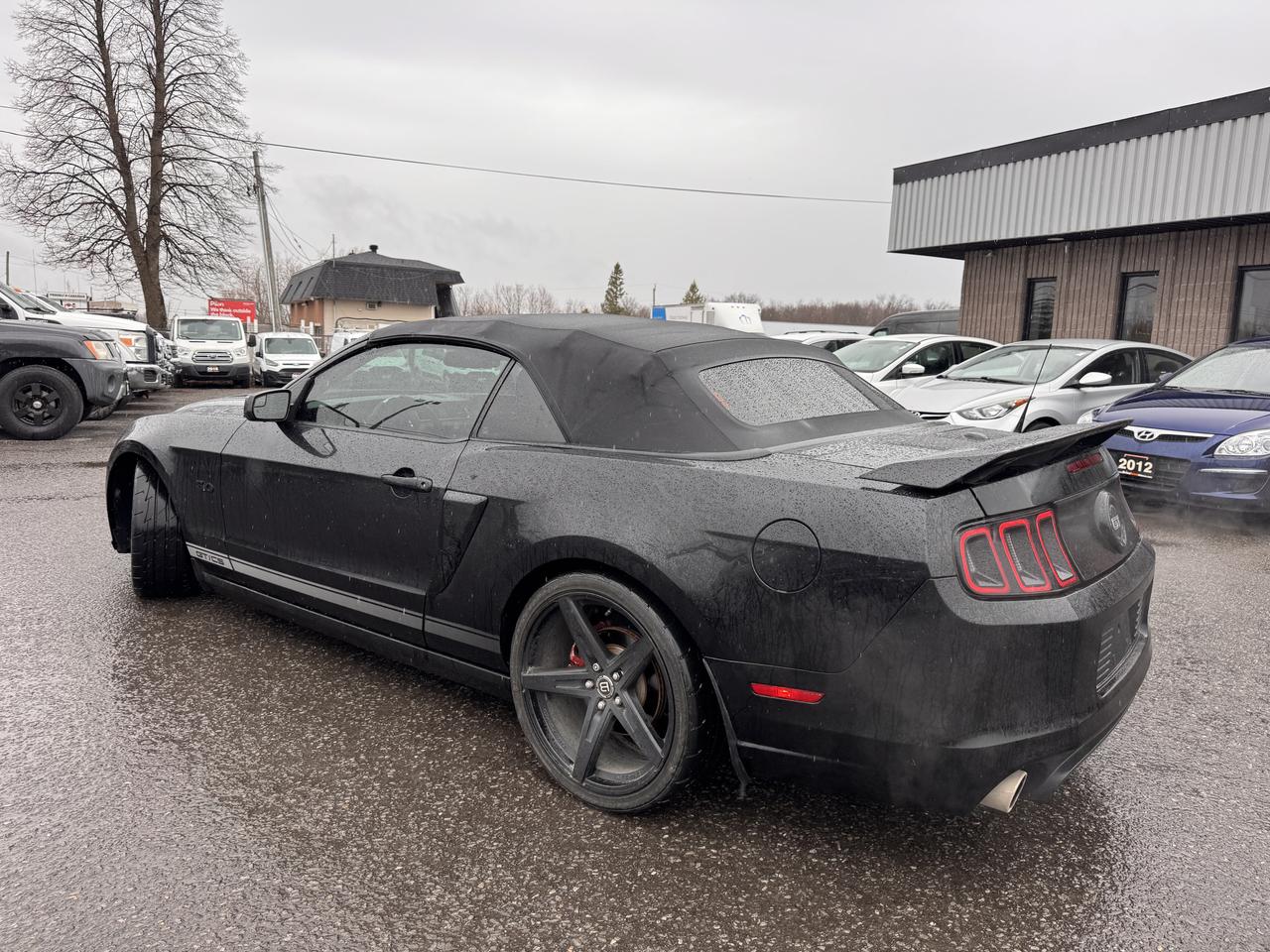 2014 Ford Mustang GT Photo2