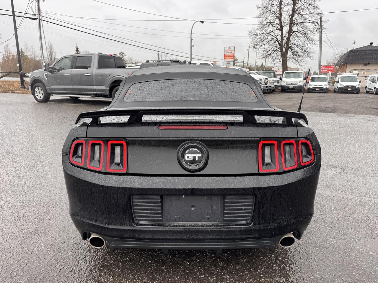 2014 Ford Mustang GT Photo3