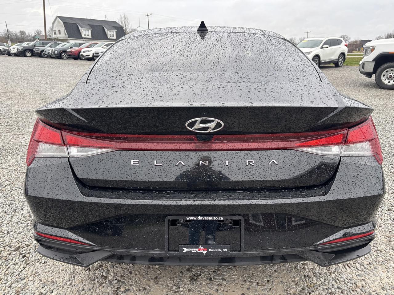 2022 Hyundai Elantra Preferred Photo