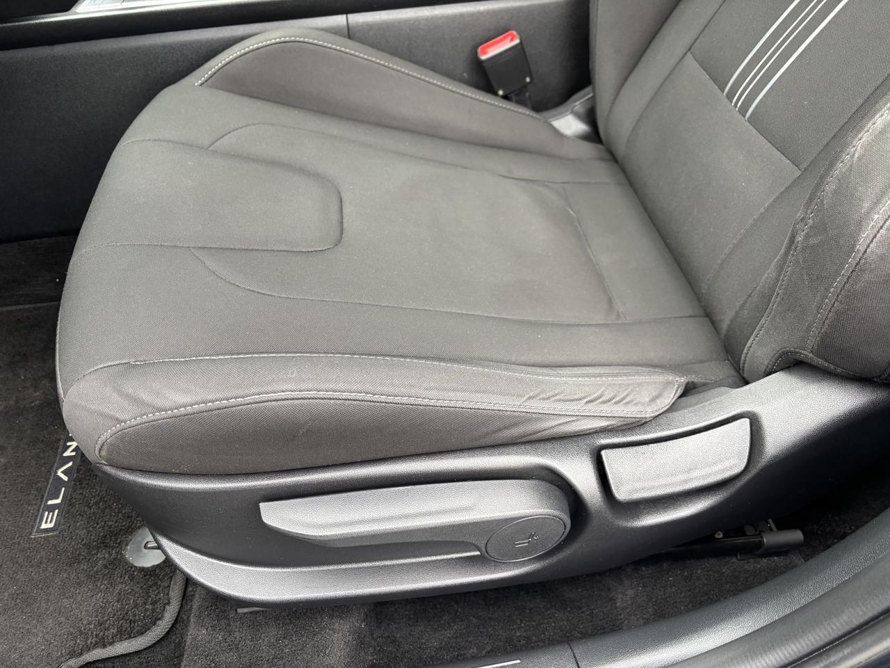 2022 Hyundai Elantra Preferred Photo