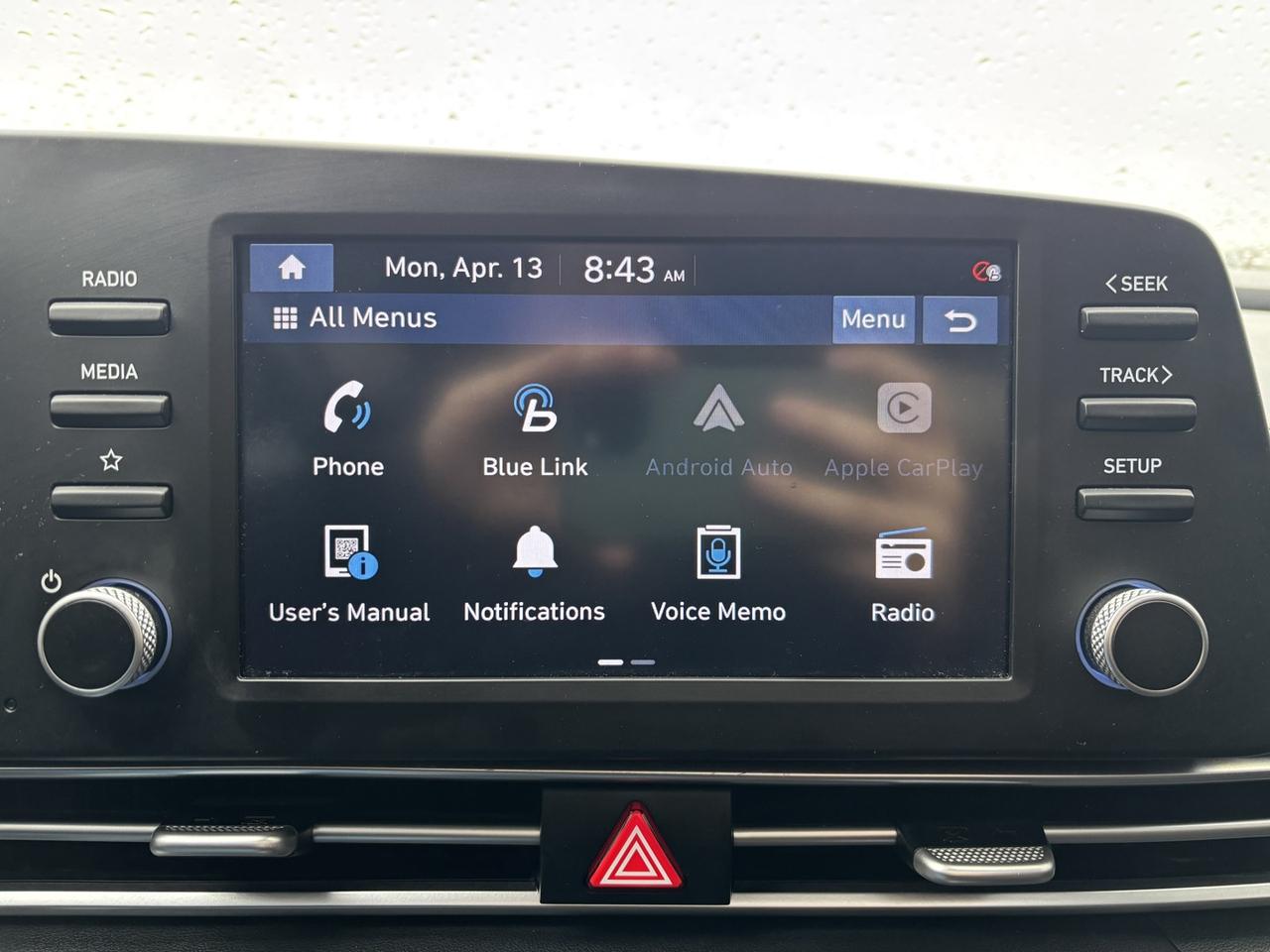 2022 Hyundai Elantra Preferred Photo