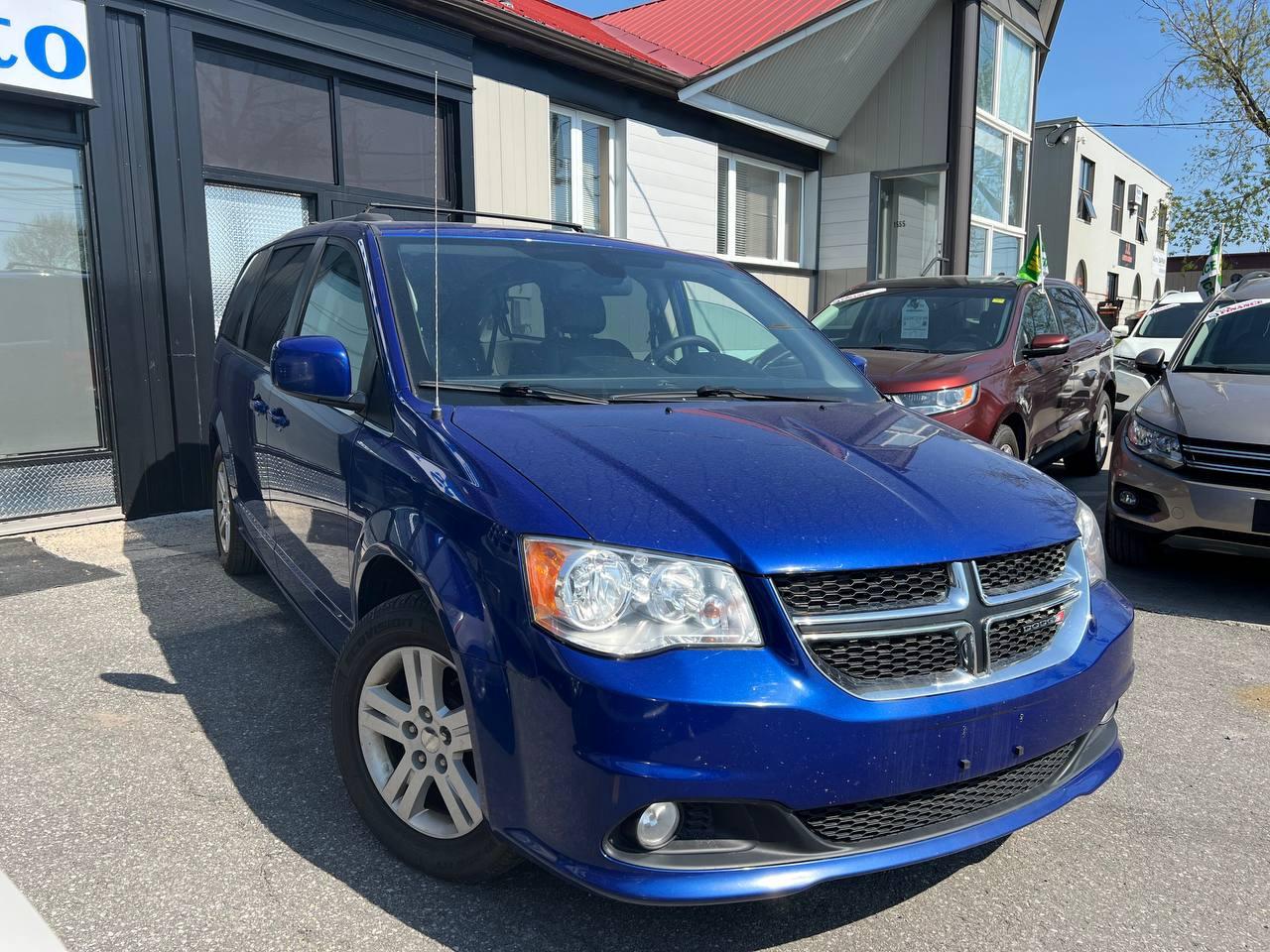 2018 Dodge Grand Caravan Crew Photo