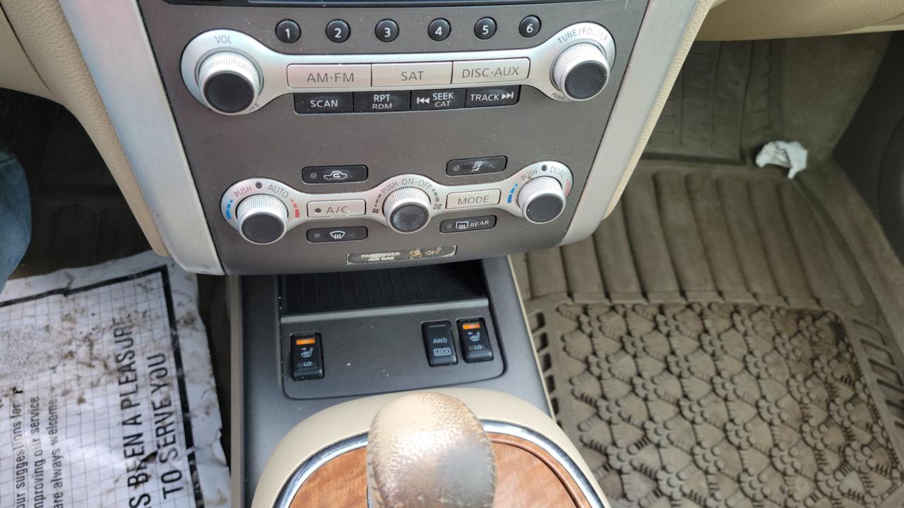 2012 Nissan Murano Platinum Photo4