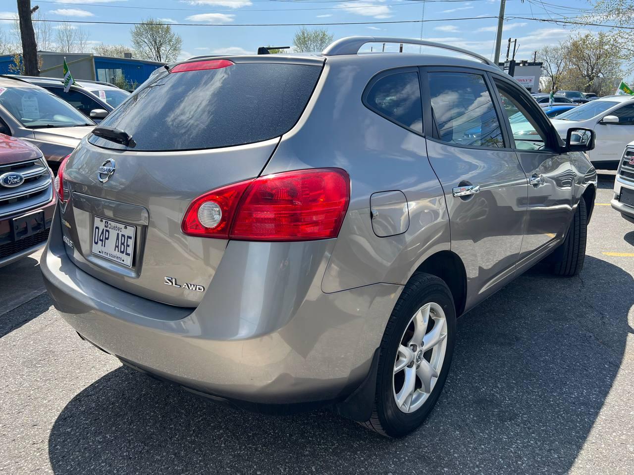 2010 Nissan Rogue  Photo