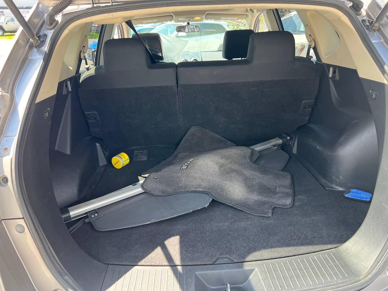 2010 Nissan Rogue  Photo