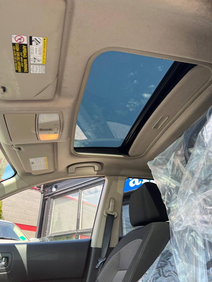 2010 Nissan Rogue  Photo