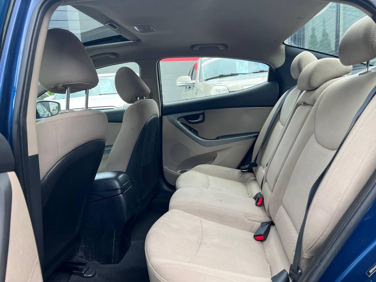 2016 Hyundai Elantra Limited Photo