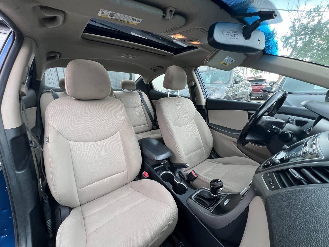 2016 Hyundai Elantra Limited Photo