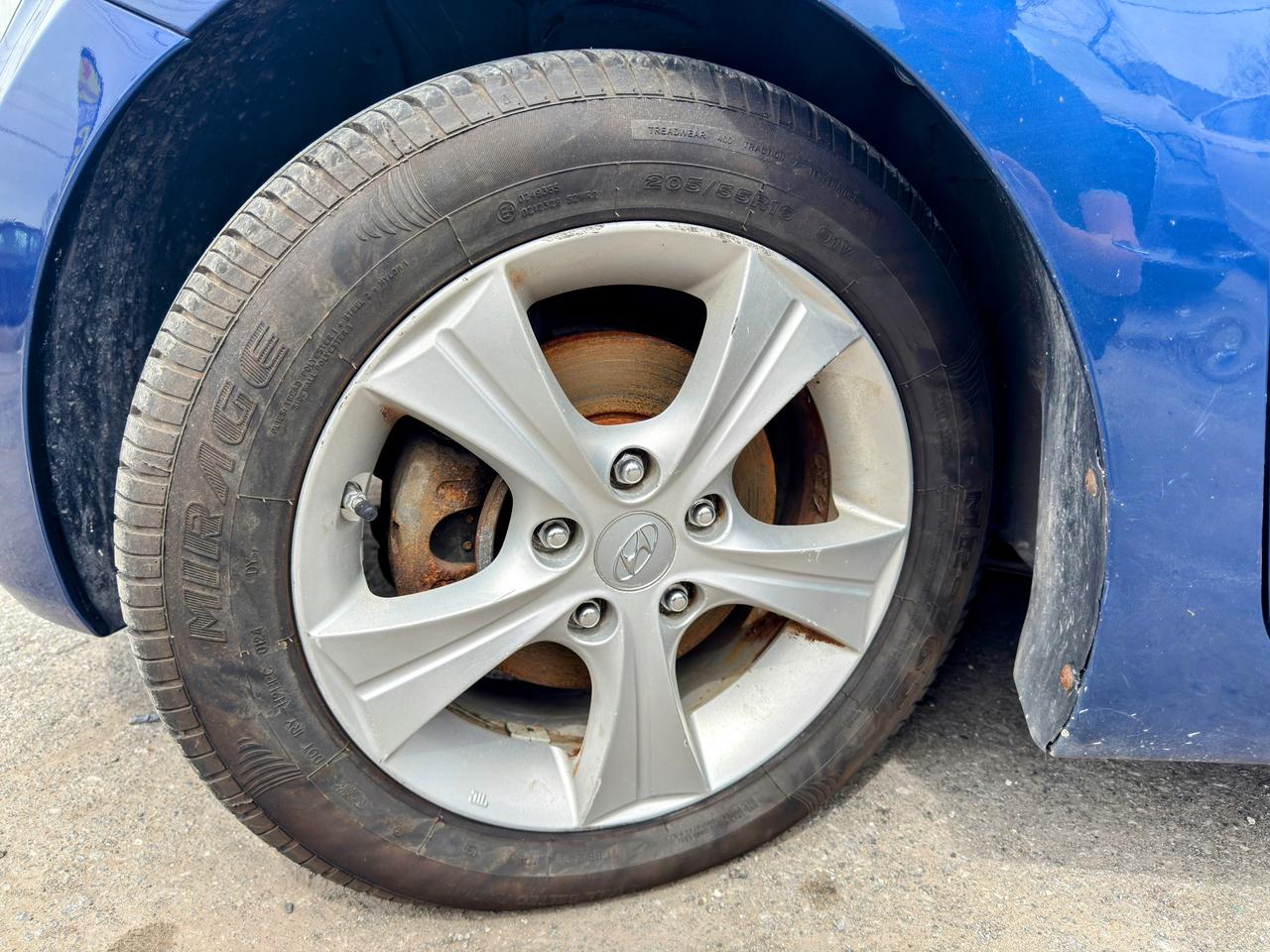 2016 Hyundai Elantra Limited Photo