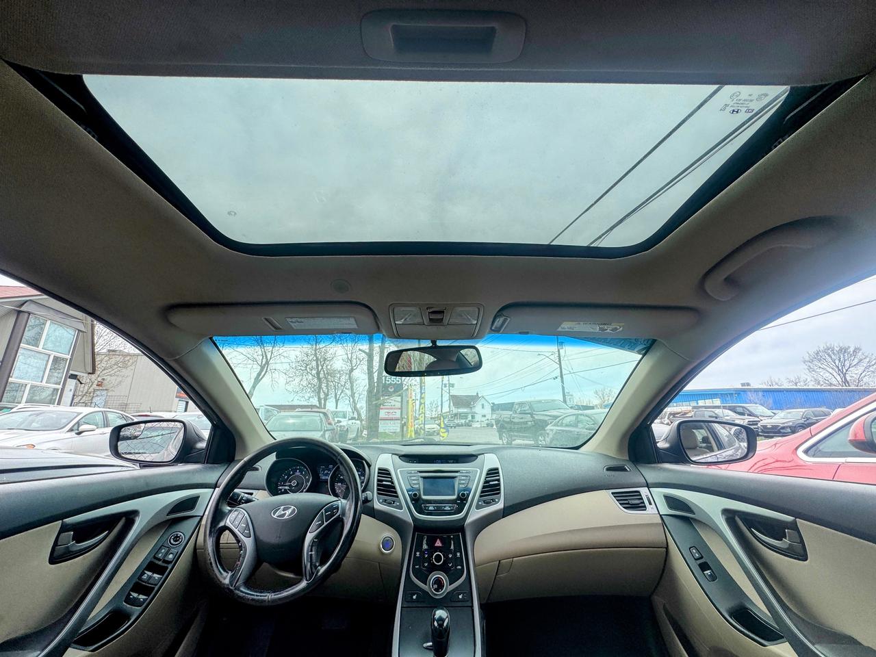 2016 Hyundai Elantra Limited Photo