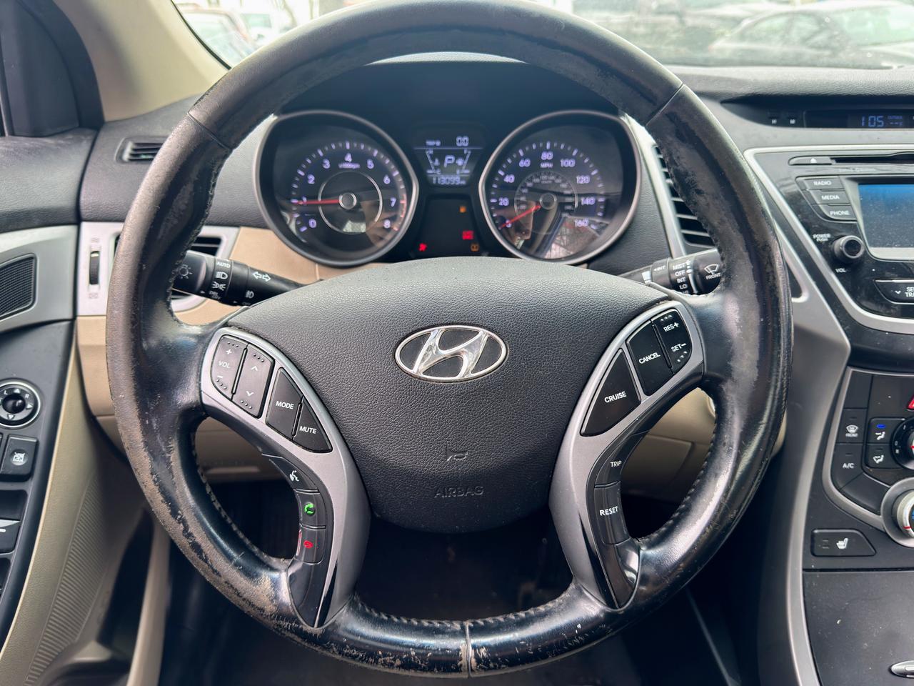 2016 Hyundai Elantra Limited Photo