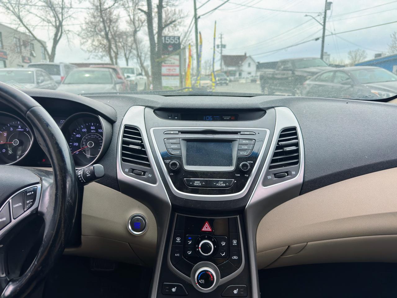 2016 Hyundai Elantra Limited Photo