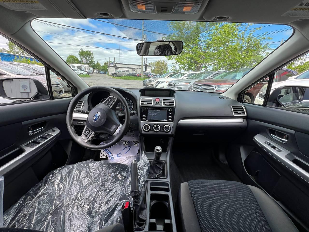 2015 Subaru Impreza 2.0i Premium Photo