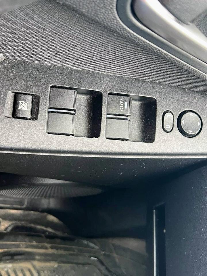 2011 Mazda MAZDA3 i Touring Photo