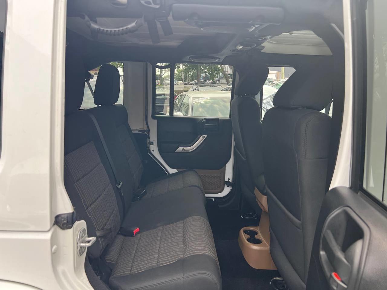 2012 Jeep Wrangler Sahara Photo