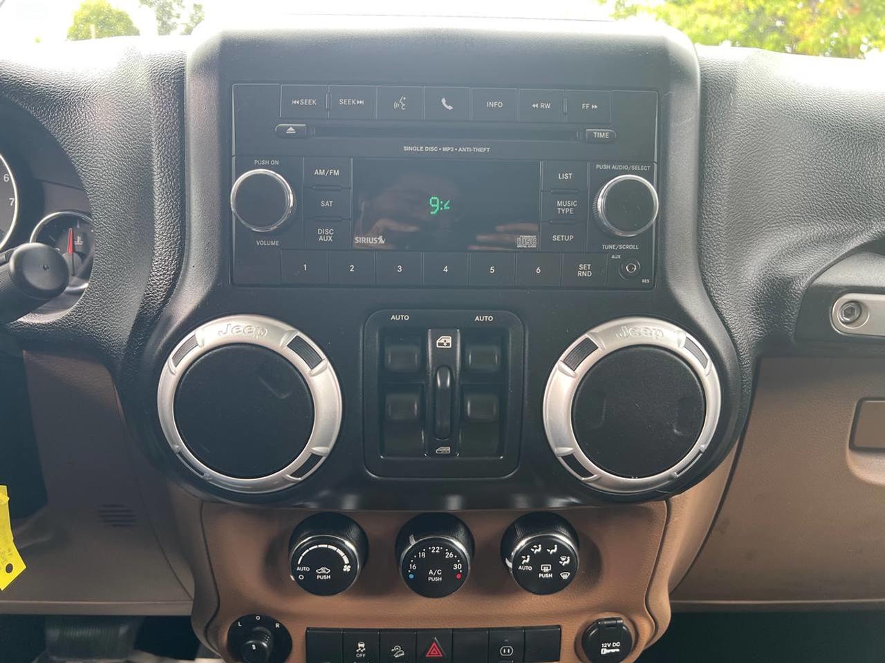2012 Jeep Wrangler Sahara Photo