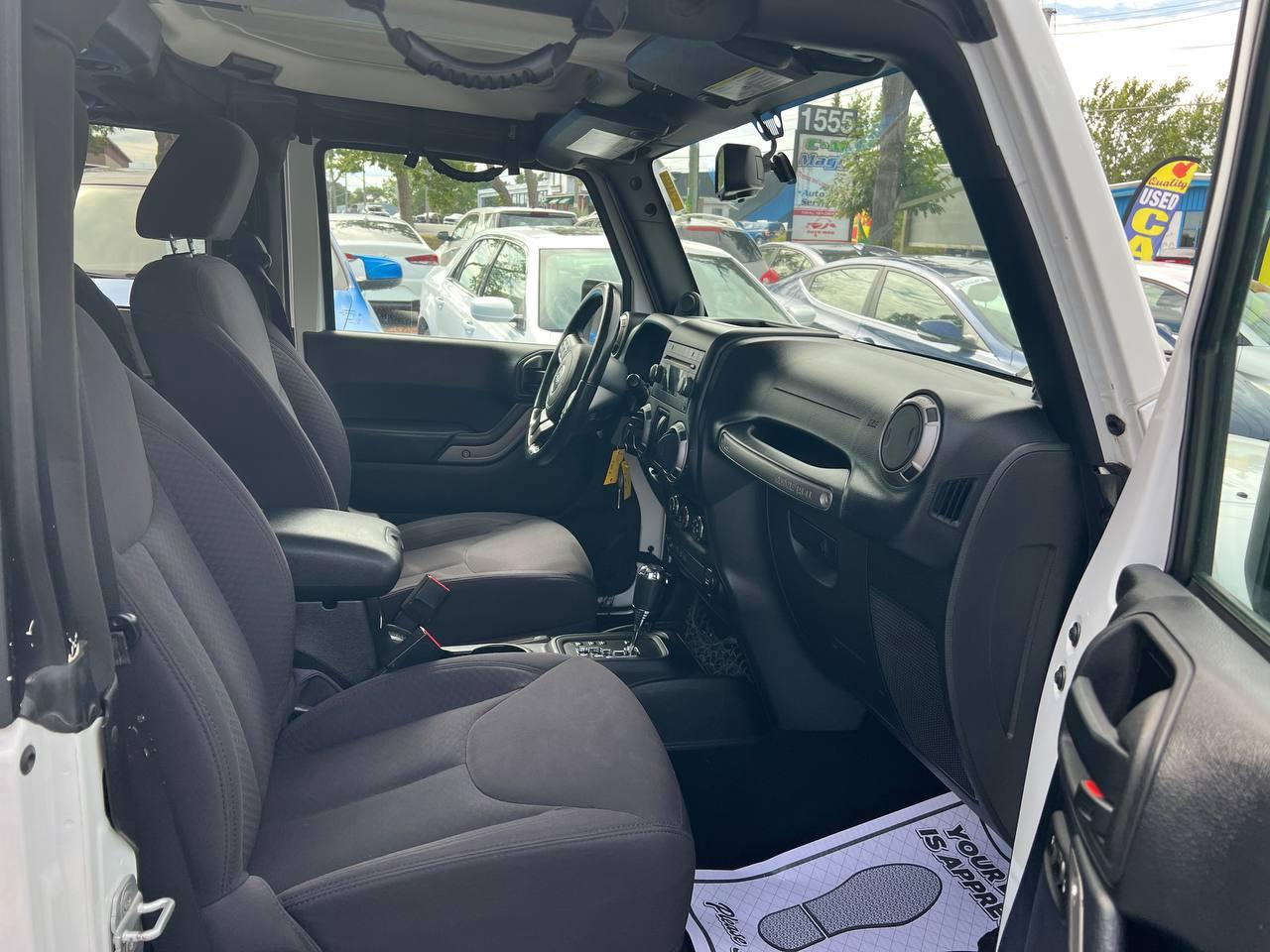 2013 Jeep Wrangler Sport SPORT Photo