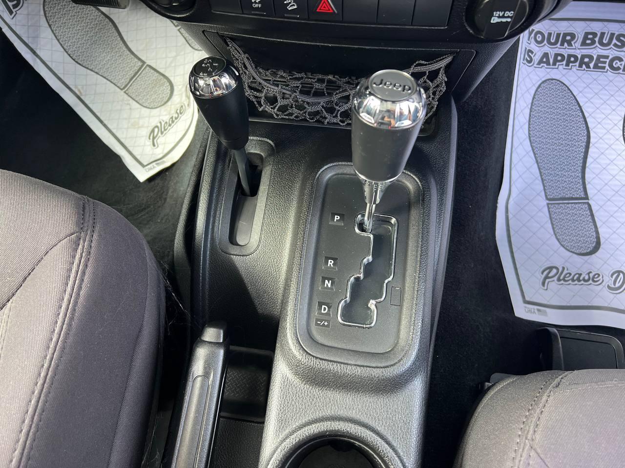 2013 Jeep Wrangler Sport SPORT Photo