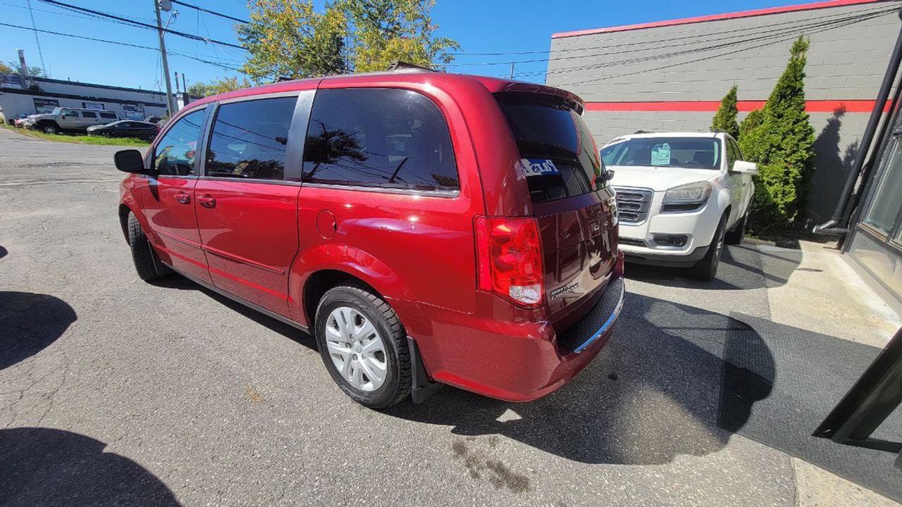 2014 Dodge Grand Caravan SE Photo
