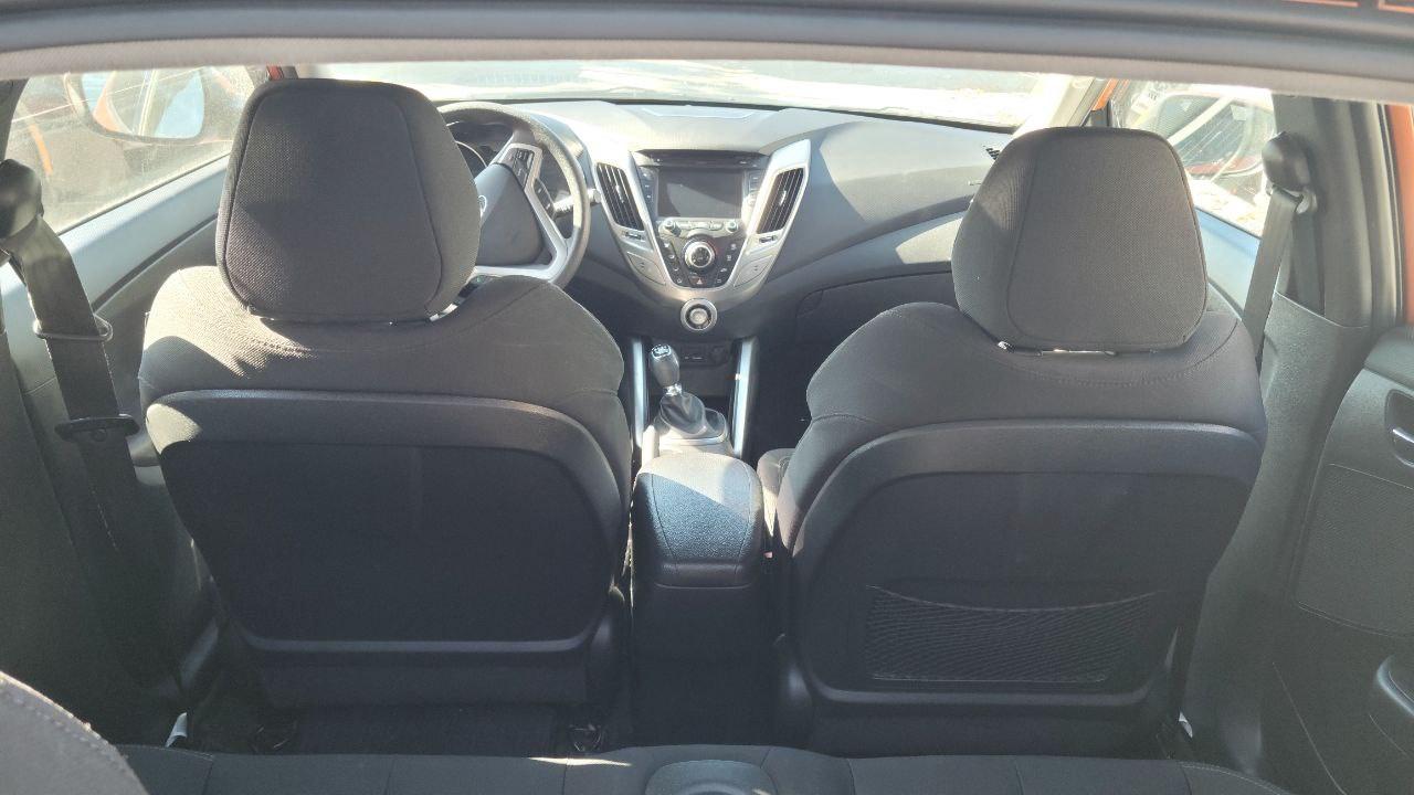 2014 Hyundai Veloster Base Photo