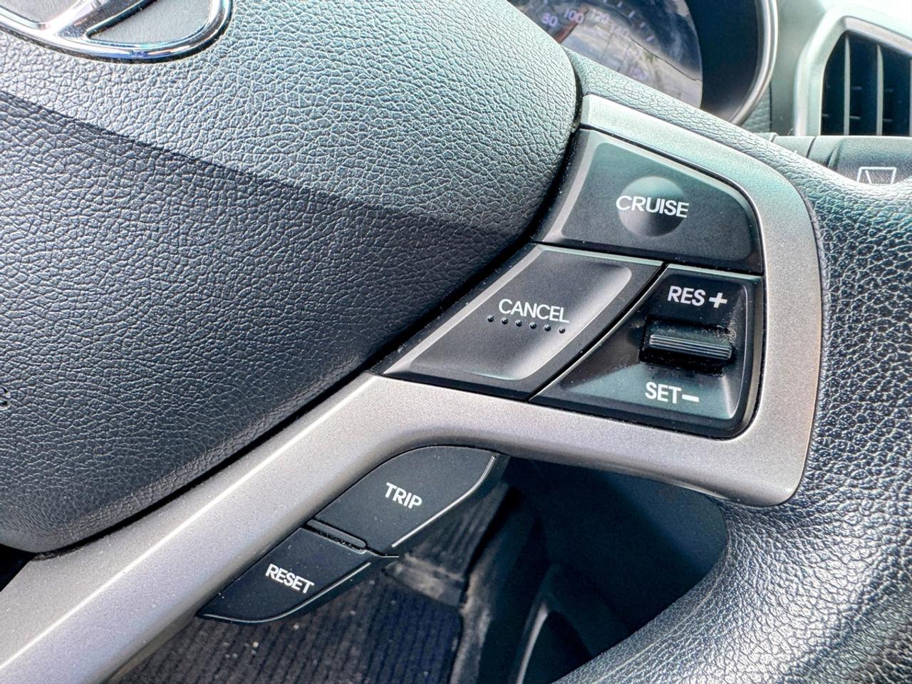 2014 Hyundai Veloster Base Photo