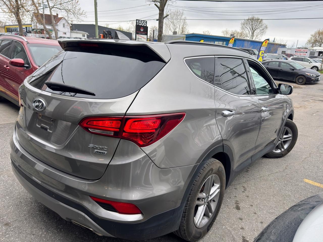 2017 Hyundai Santa Fe Sport  Photo