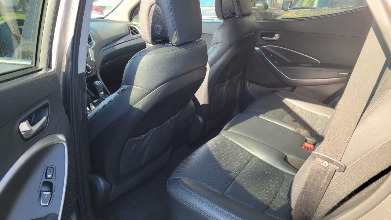 2014 Hyundai Santa Fe Sport GLS Photo