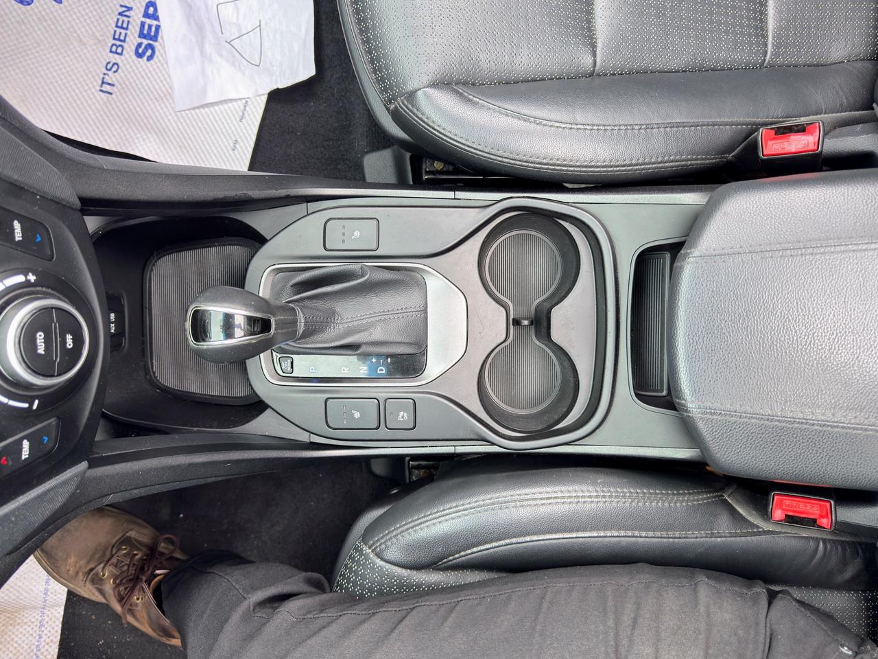 2014 Hyundai Santa Fe Sport GLS Photo