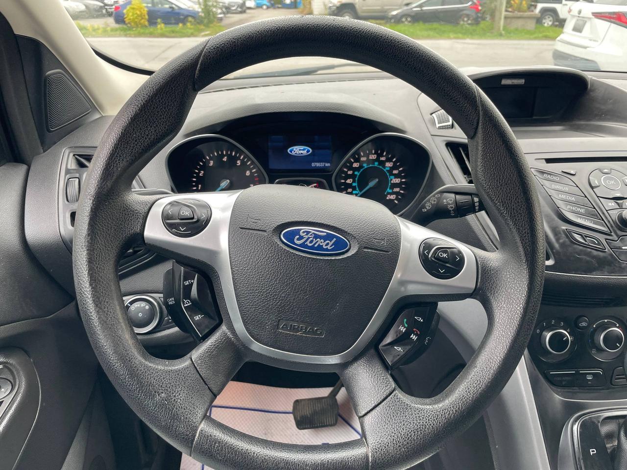 2014 Ford Escape SE Photo