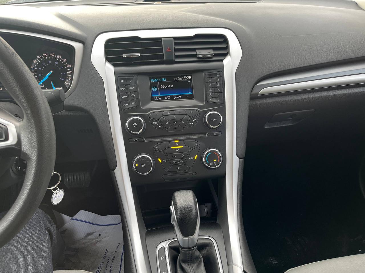 2013 Ford Fusion S Photo